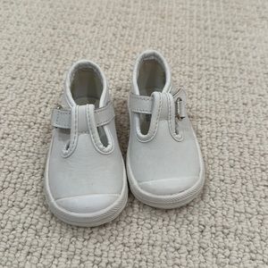 White size 2 keds